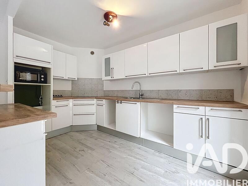 Maison - 77 m² - 4 pièces