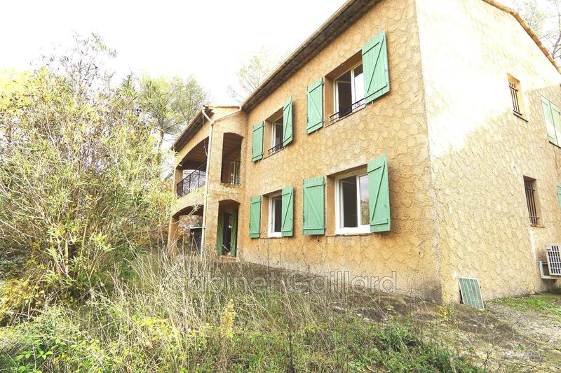 Maison - 197 m² - 8 pièces