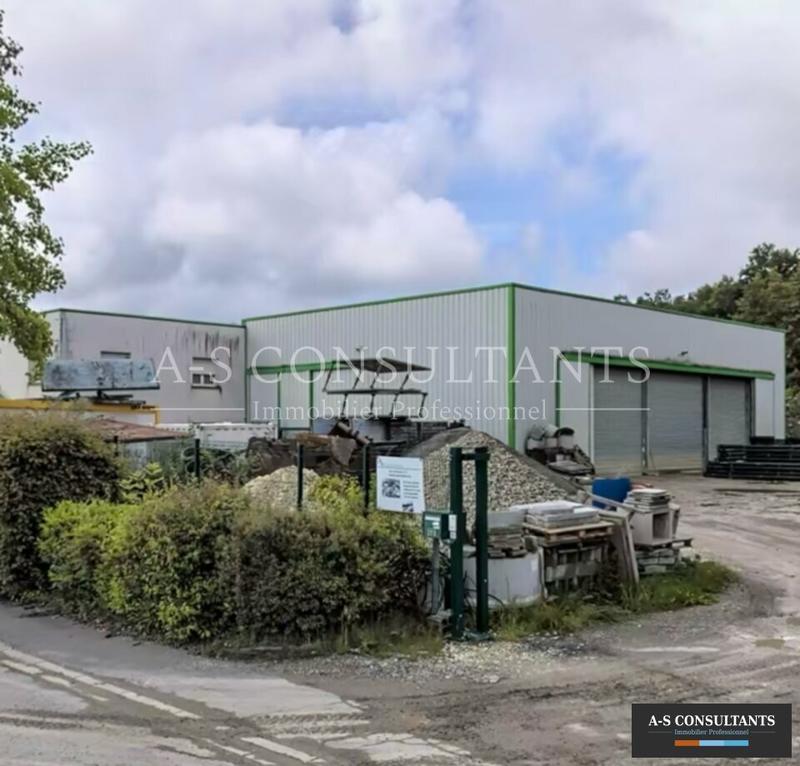 Entrepôt - 484 m²