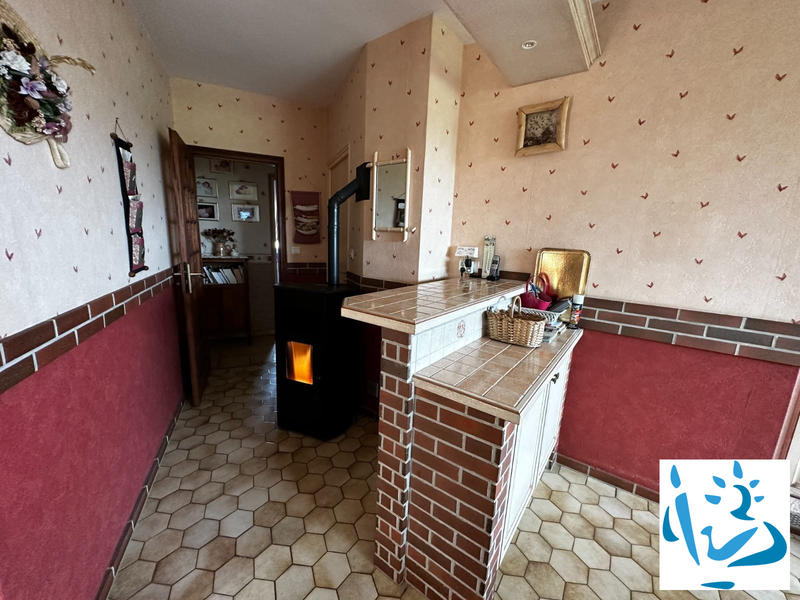 Maison - 187 m² - 8 pièces