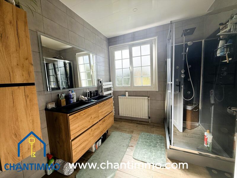 Maison - 147 m² - 5 pièces