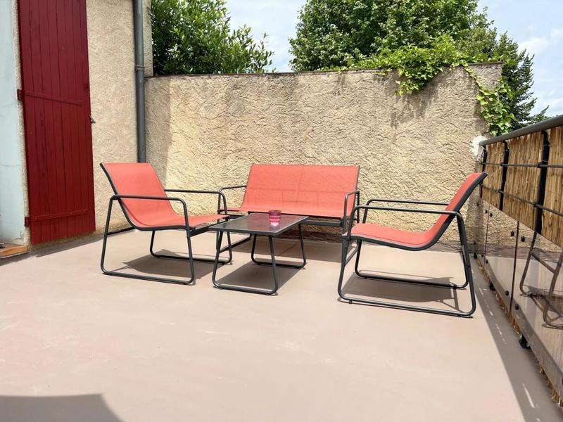 Appartement - 99 m² - 3 pièces