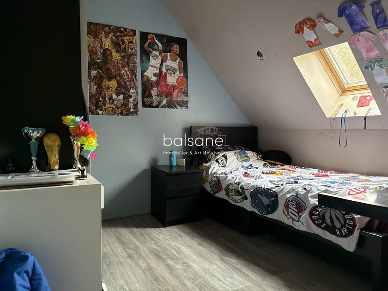 Maison - 103 m² - 5 pièces