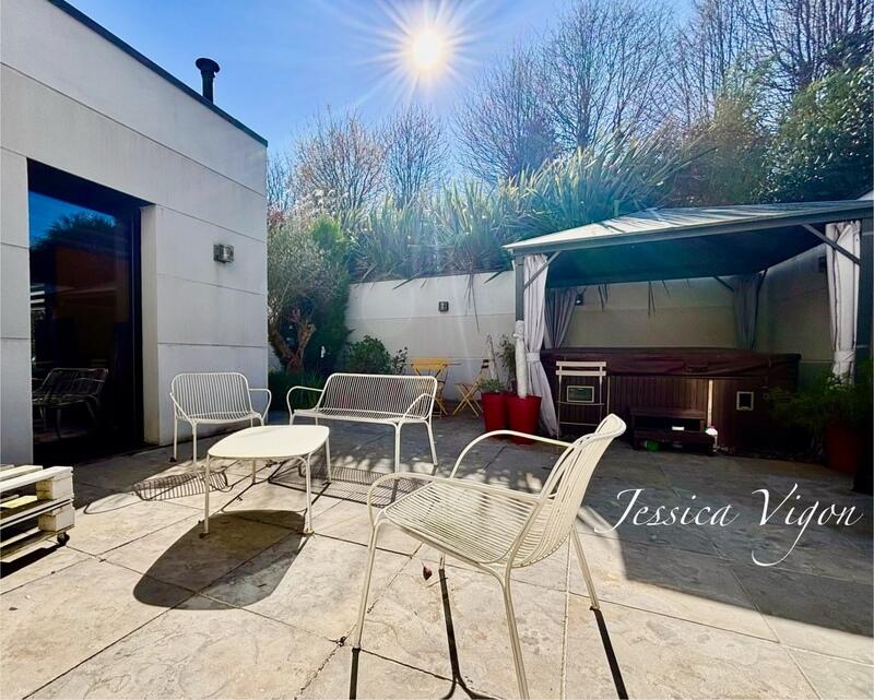 Maison - 194 m² - 6 pièces