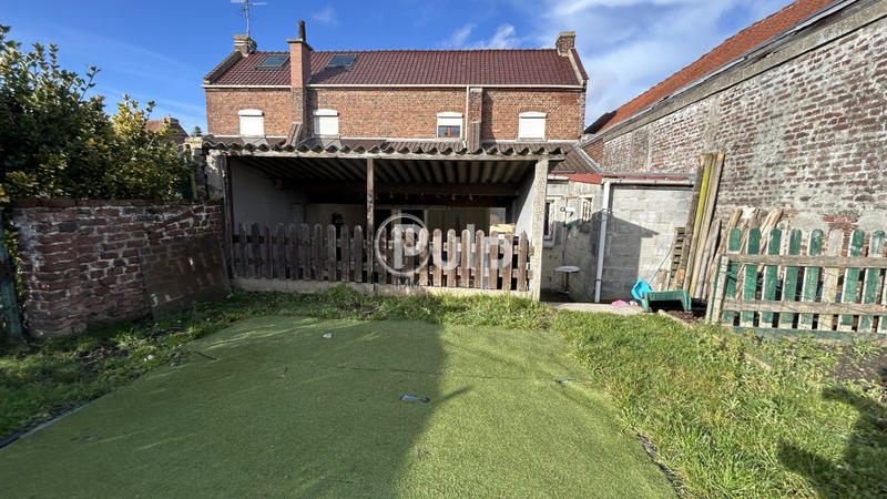 Maison - 90 m² - 5 pièces