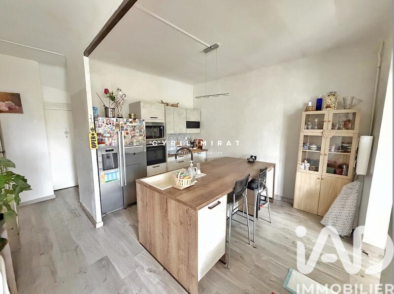 Maison - 172 m² - 8 pièces