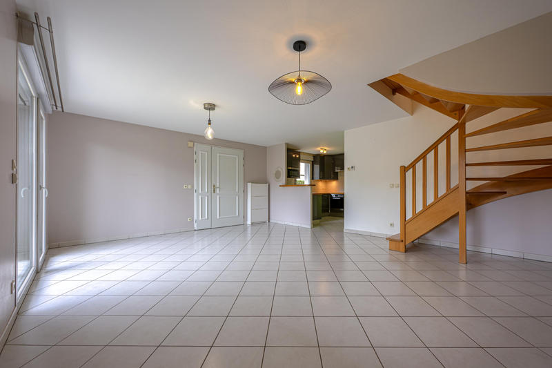 Maison - 99 m² - 4 pièces