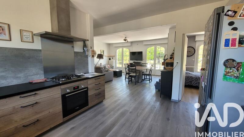 Maison - 102 m² - 5 pièces