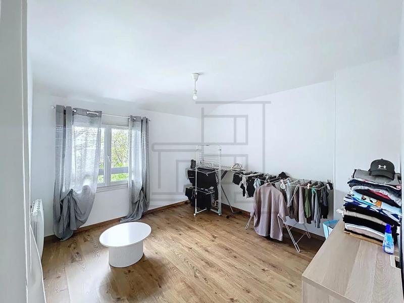 Maison - 103 m² - 5 pièces