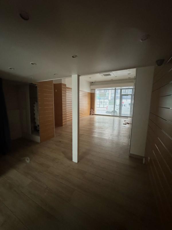 Local commercial - 57 m²