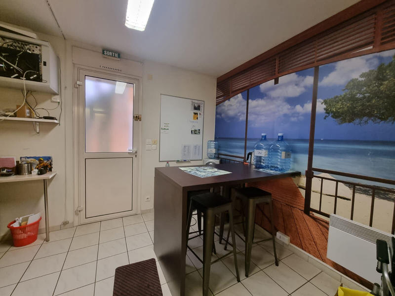 Immeuble - 204 m² - 11 pièces