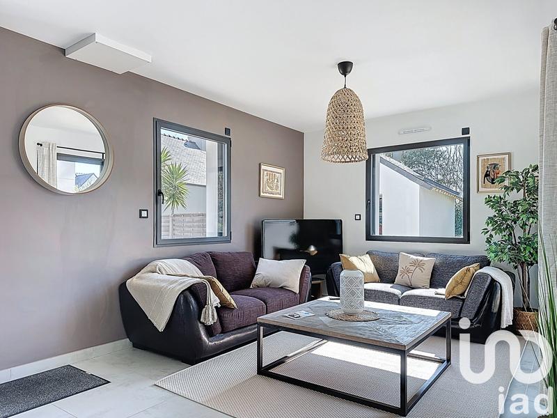 Maison - 104 m² - 5 pièces