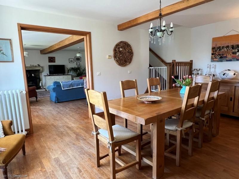 Maison ancienne - 185 m² - 5 pièces