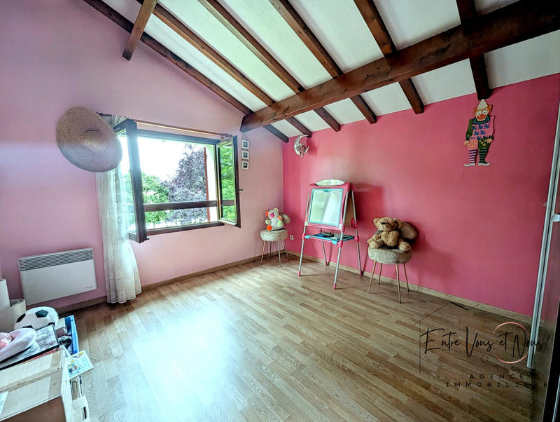 Maison - 186 m² - 7 pièces