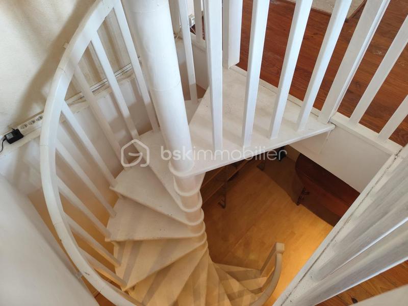 Maison en pierre - 105 m² - 5 pièces