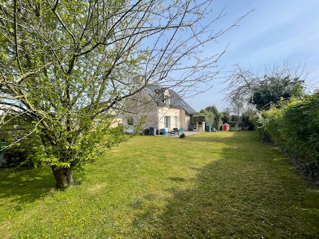 Maison - 88 m² - 6 pièces