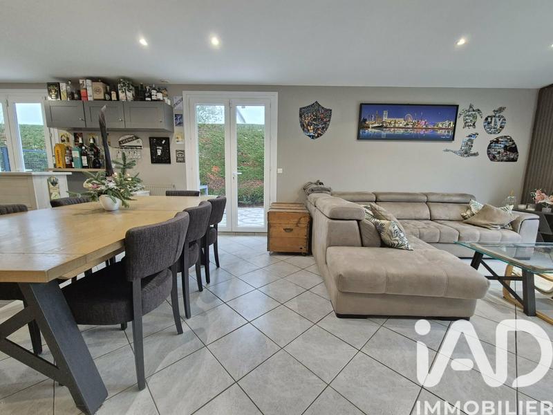 Maison - 159 m² - 6 pièces