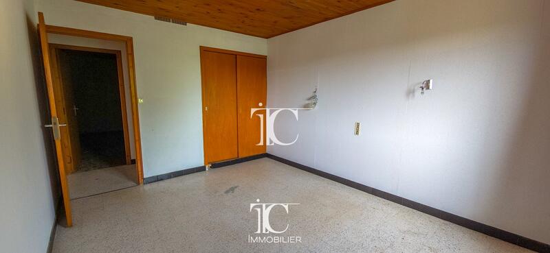 Maison - 183 m² - 9 pièces