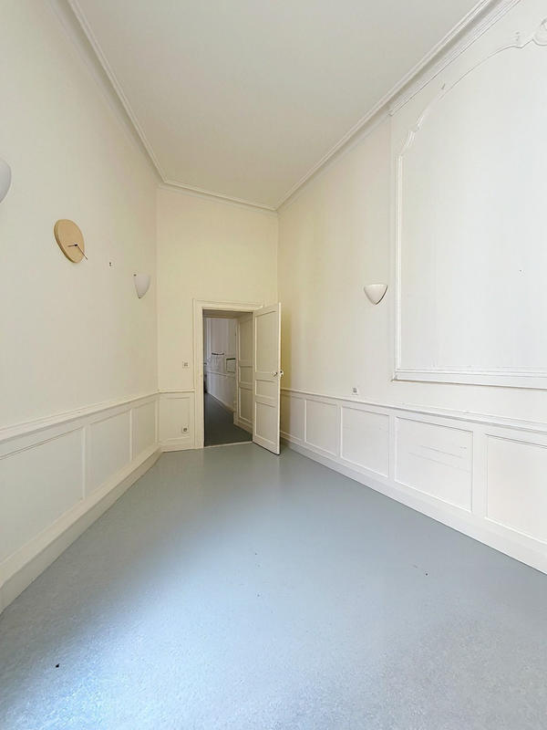 Appartement - 82 m² - 3 pièces