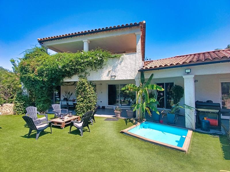 Villa - 162 m² - 5 pièces