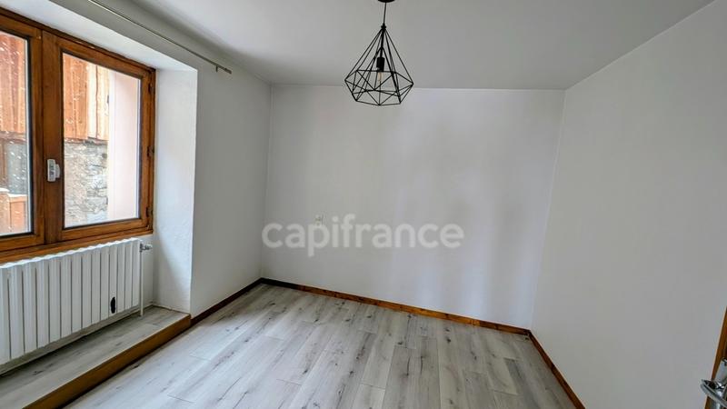 Maison - 154 m² - 8 pièces