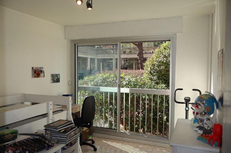 Appartement - 94 m² - 4 pièces