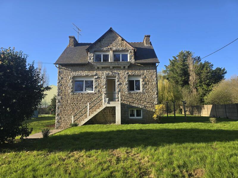 Maison de village - 77 m² - 5 pièces