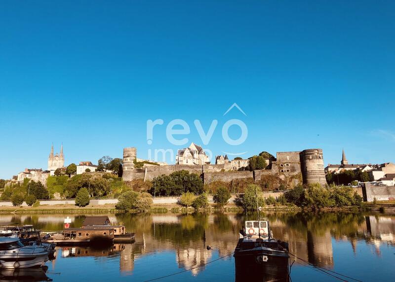 Appartement - 77 m² - 3 pièces