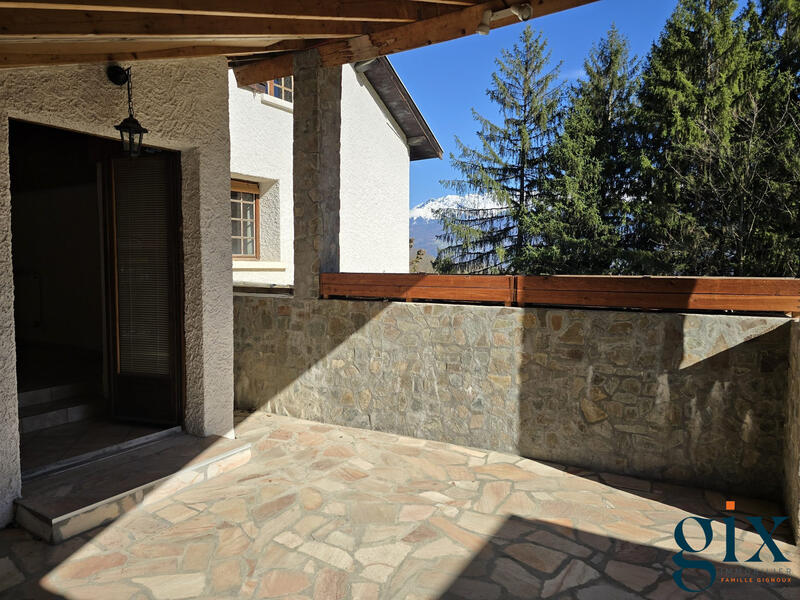 Maison ancienne - 197 m² - 6 pièces