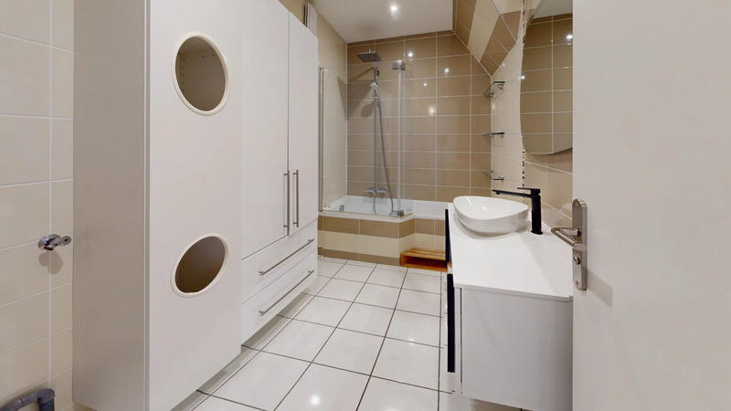 Appartement - 82 m² - 3 pièces