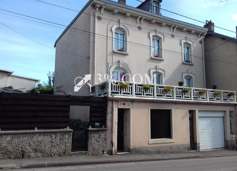 Maison - 192 m² - 7 pièces