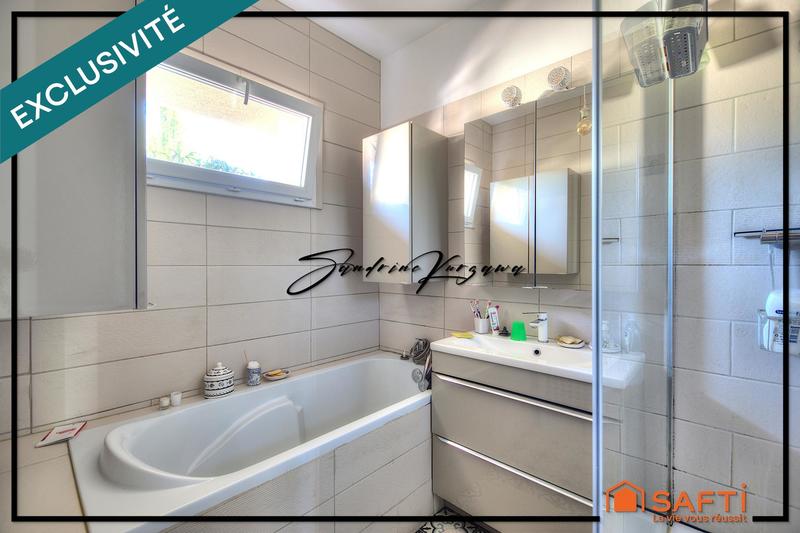 Maison - 279 m² - 10 pièces