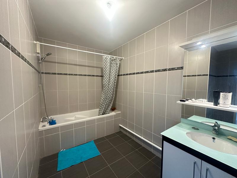 Appartement - 144 m² - 5 pièces