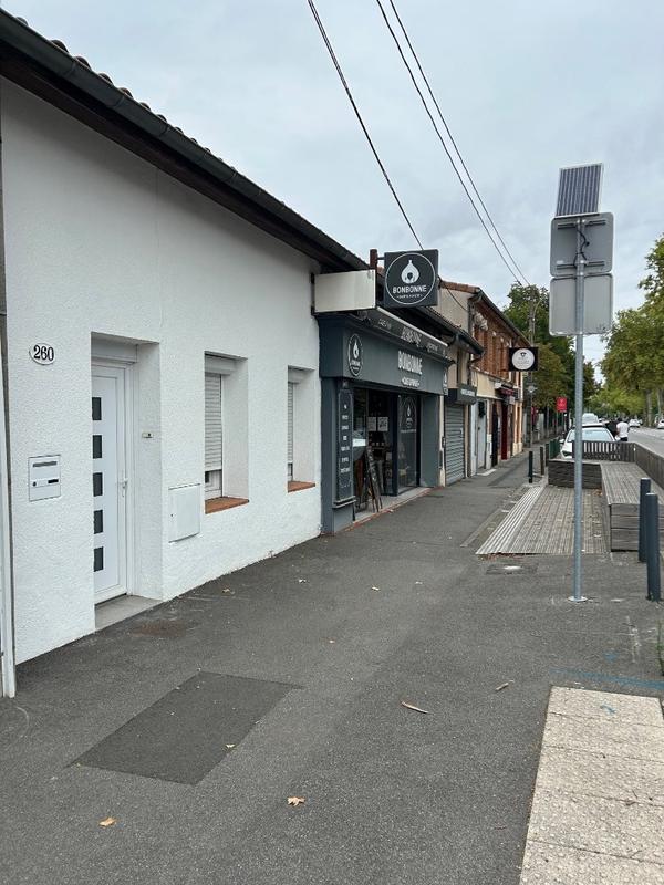 Fonds de commerce - Local d'activité / Entrepôt - 116 m²