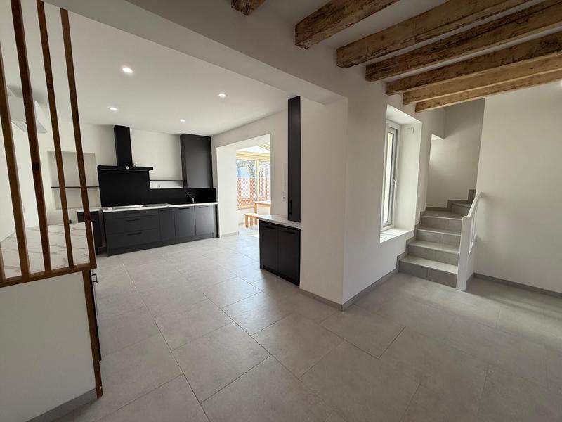Maison - 171 m² - 6 pièces