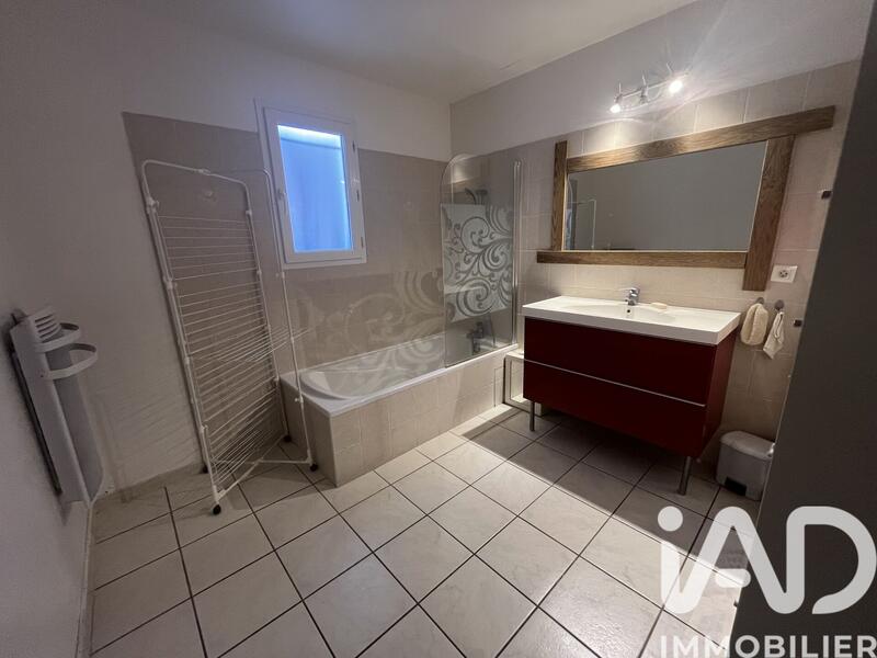 Maison - 92 m² - 4 pièces