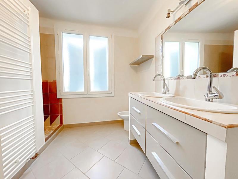 Maison - 142 m² - 7 pièces