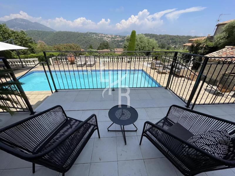 Villa - 173 m² - 7 pièces