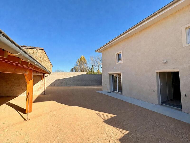 Corps de ferme - 75 m² - 3 pièces