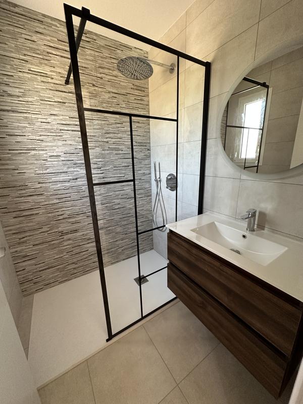 Villa - 100 m² - 5 pièces