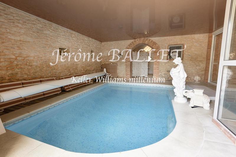 Maison de maîtres - 450 m² - 12 pièces