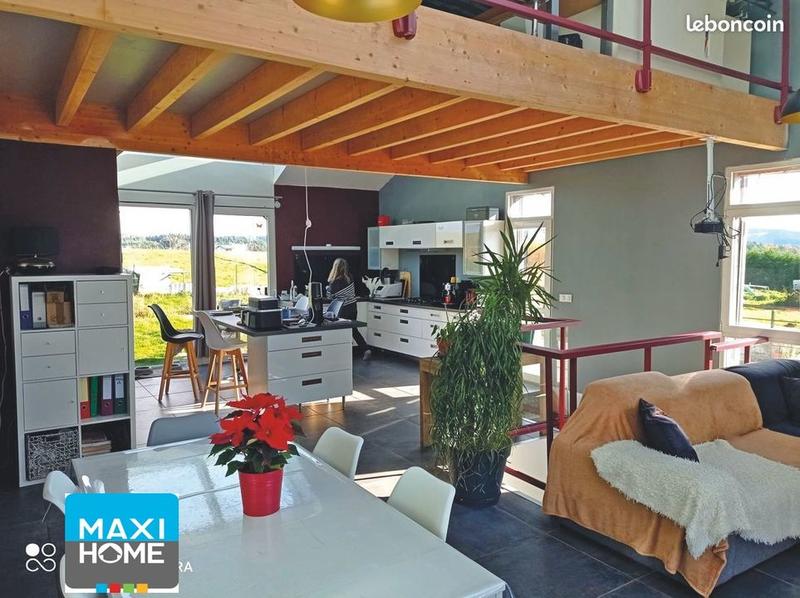 Propriété - 206 m² - 9 pièces