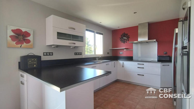 Maison - 131 m² - 6 pièces