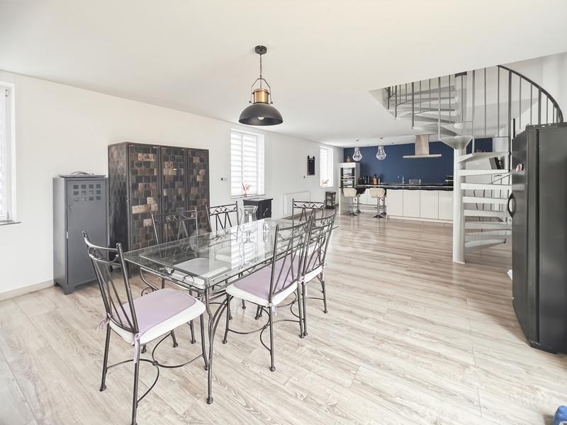 Corps de ferme - 131 m² - 6 pièces