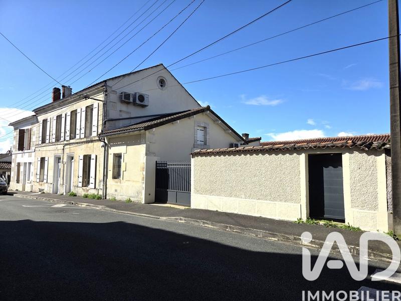 Maison - 214 m² - 9 pièces