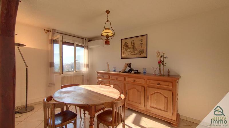 Appartement - 109 m² - 4 pièces