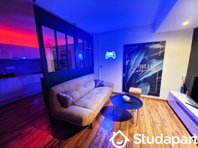 Chambre - 13 m² - 1 pièce