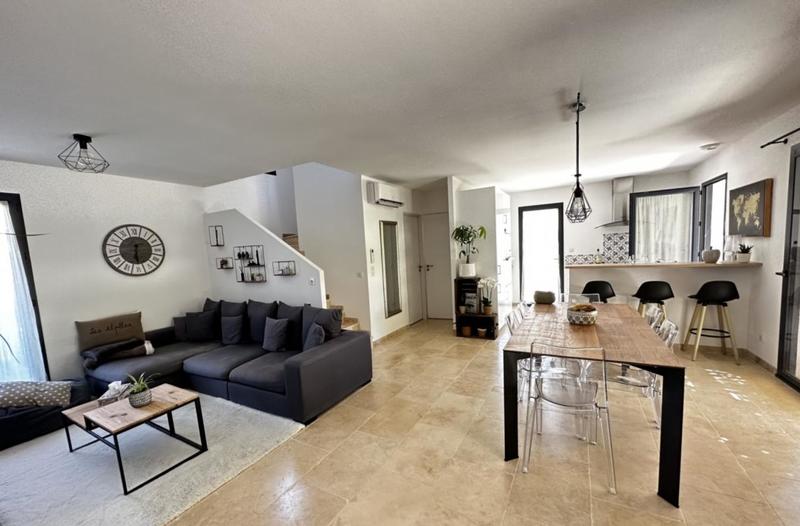 Maison - 120 m² - 5 pièces