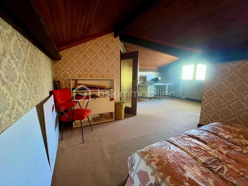 Maison - 85 m² - 5 pièces