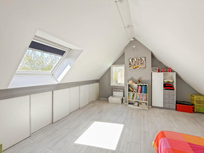 Maison - 146 m² - 7 pièces